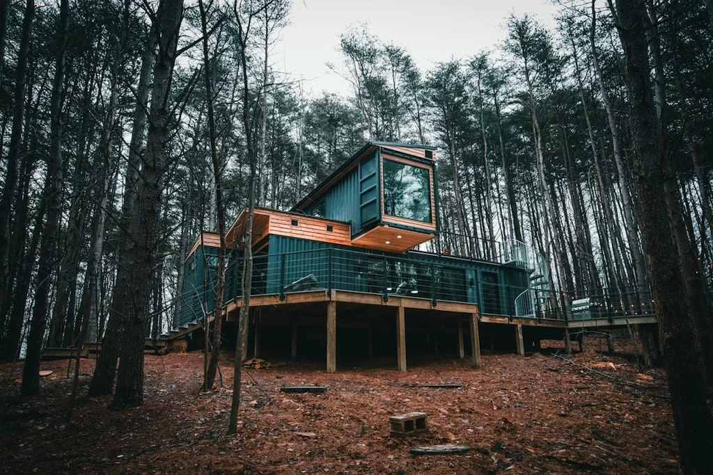 A Unique Container Cabin Experience in Hocking Hills