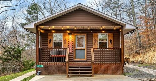 Embrace The Charm Of A Log Cabin During The Winter Season