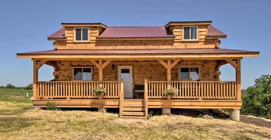 Stunning Log Cabin In Alberta That Is Wildly Secluded