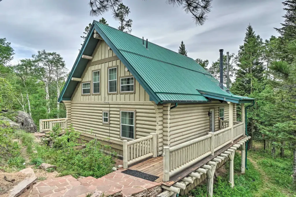 Touring The Cozy Log Cabin Of Moose Hollow Retreat